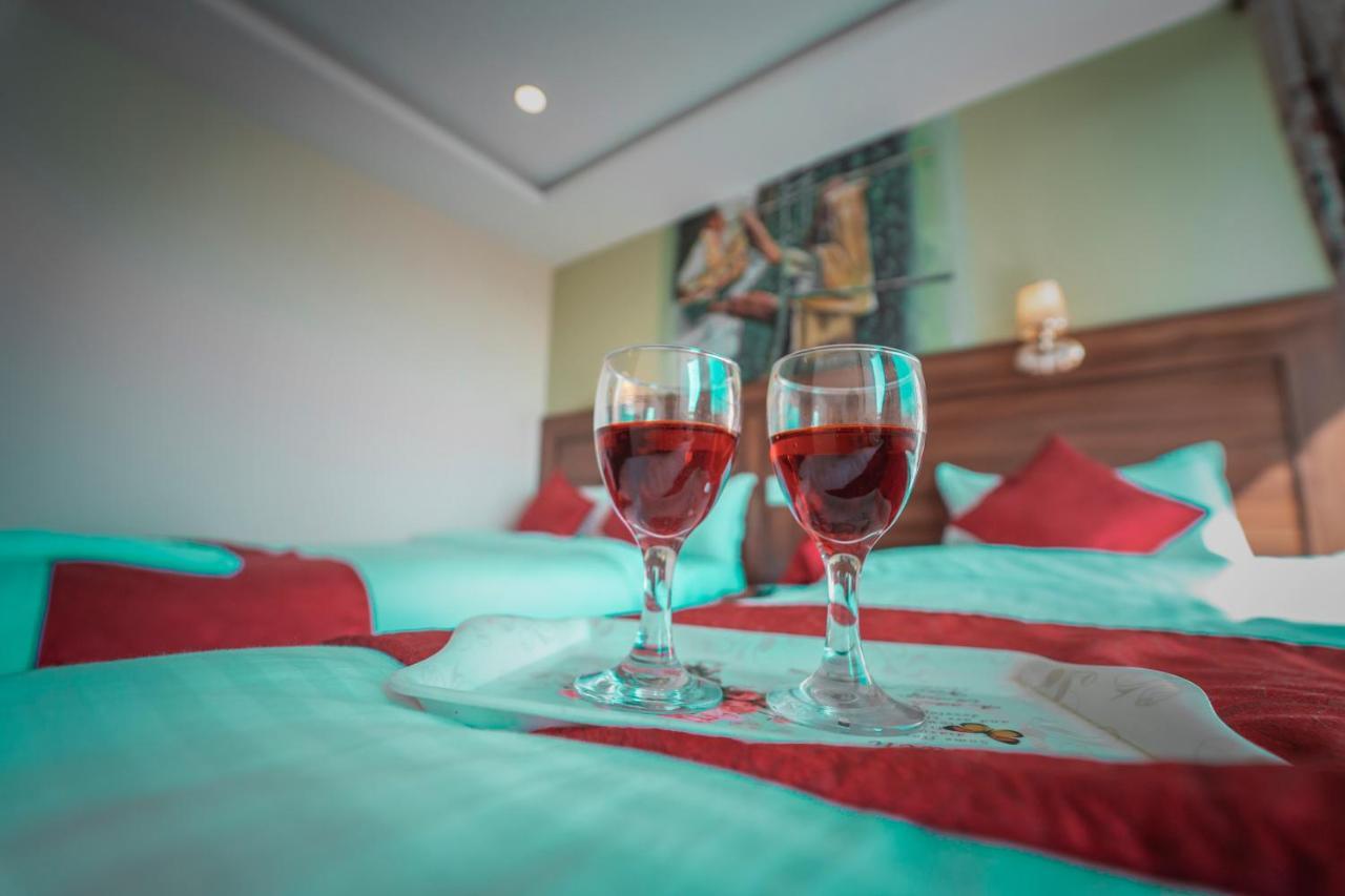 Hotel Royal Image Pokhara Dış mekan fotoğraf
