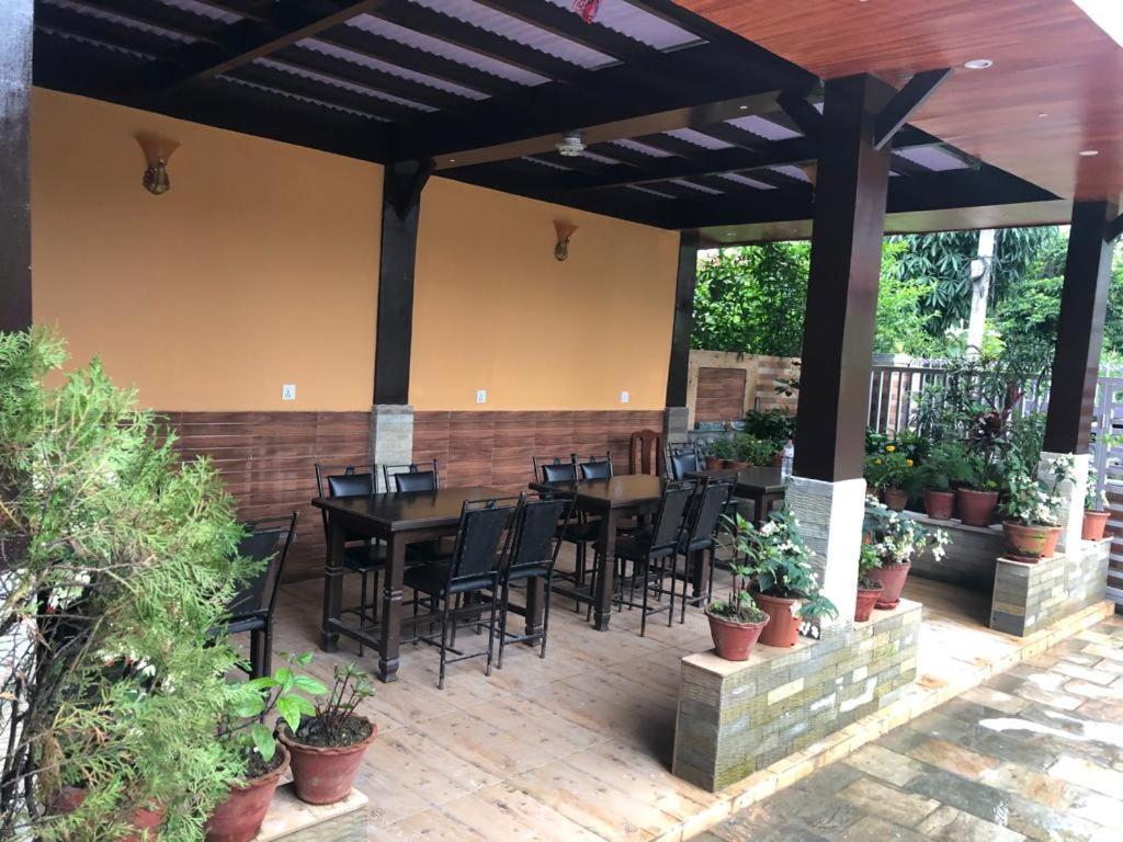 Hotel Royal Image Pokhara Dış mekan fotoğraf