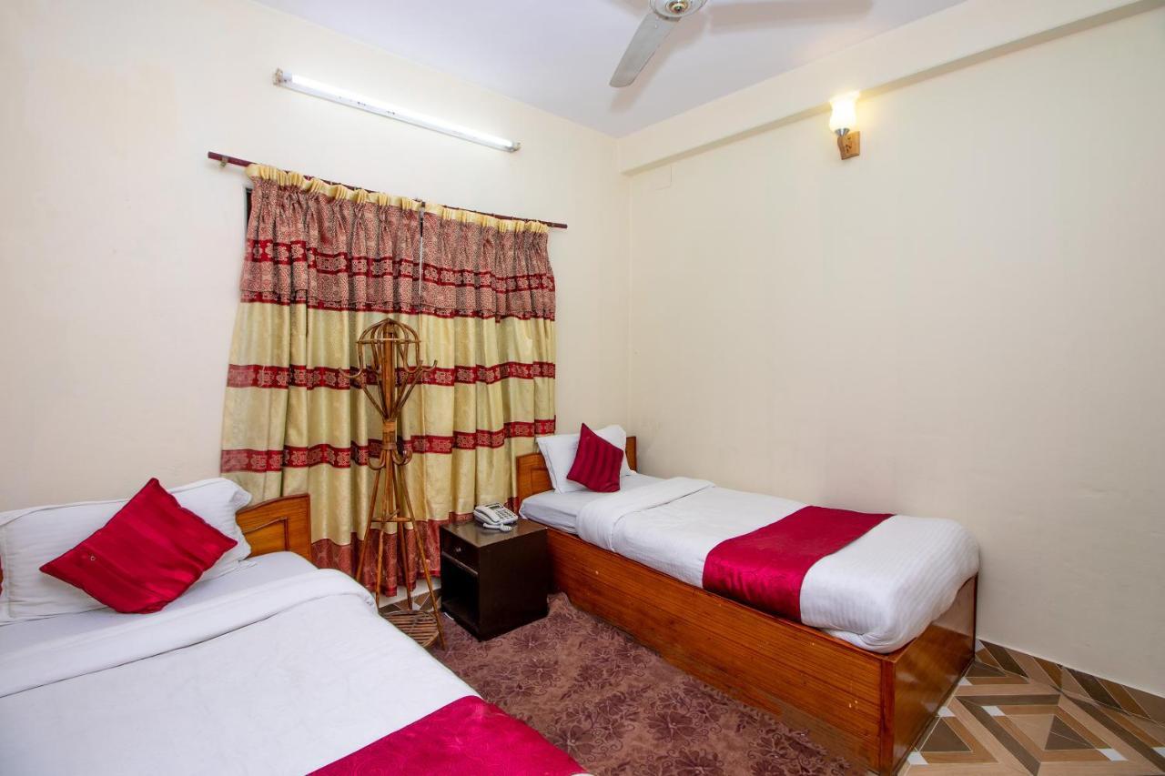Hotel Royal Image Pokhara Dış mekan fotoğraf