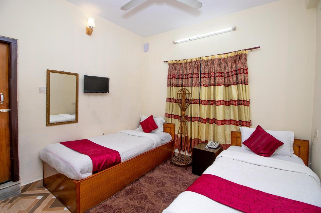 Hotel Royal Image Pokhara Dış mekan fotoğraf