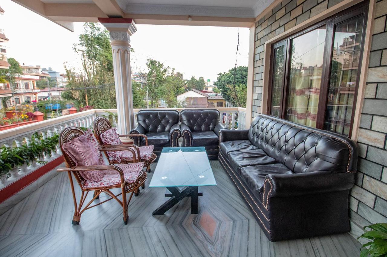 Hotel Royal Image Pokhara Dış mekan fotoğraf
