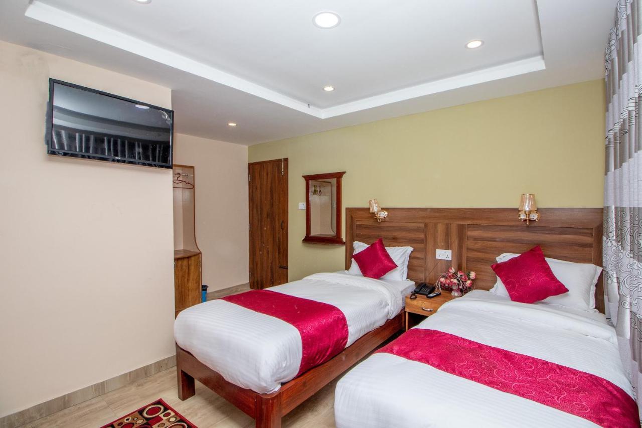Hotel Royal Image Pokhara Dış mekan fotoğraf