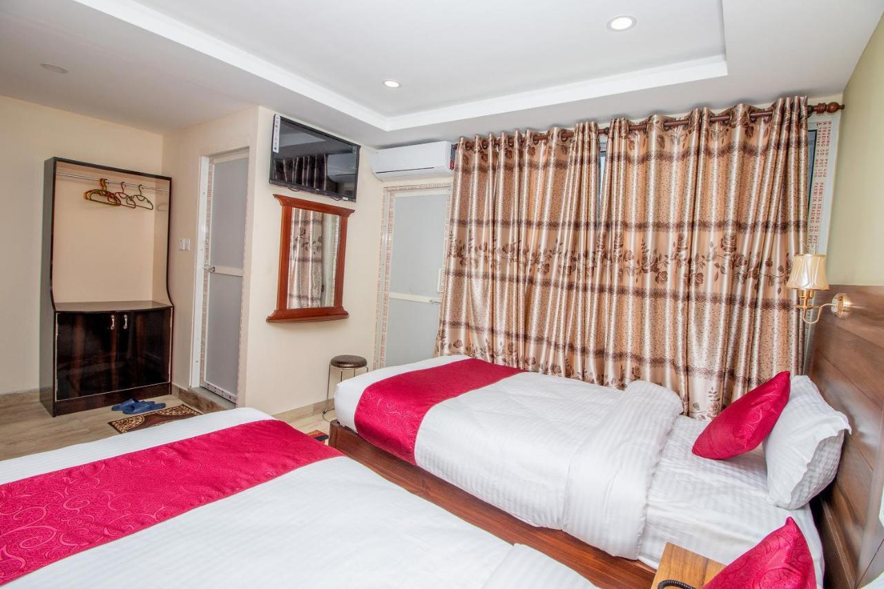 Hotel Royal Image Pokhara Dış mekan fotoğraf