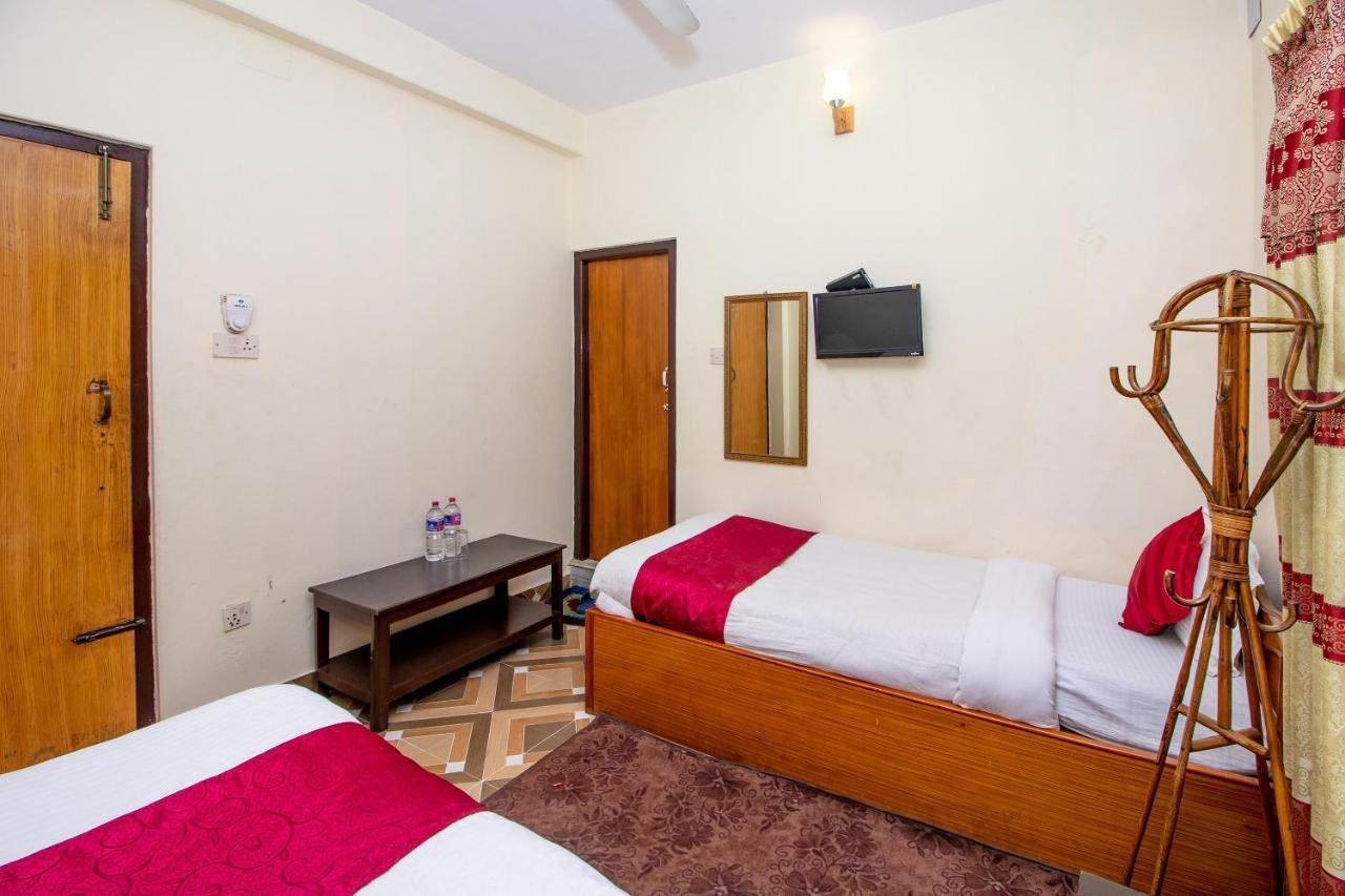 Hotel Royal Image Pokhara Dış mekan fotoğraf