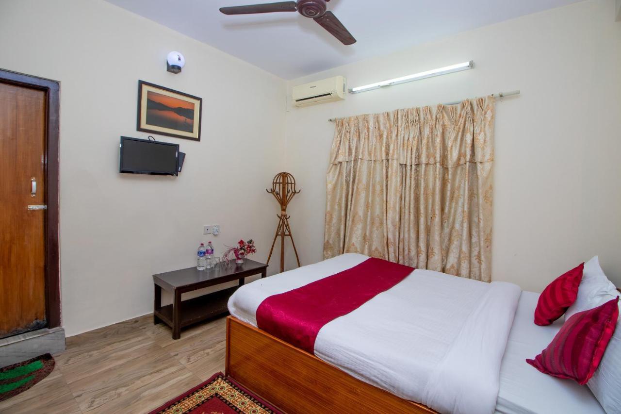 Hotel Royal Image Pokhara Dış mekan fotoğraf